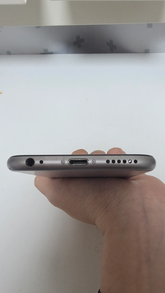 아이폰 6s 스그 16기가 이미지