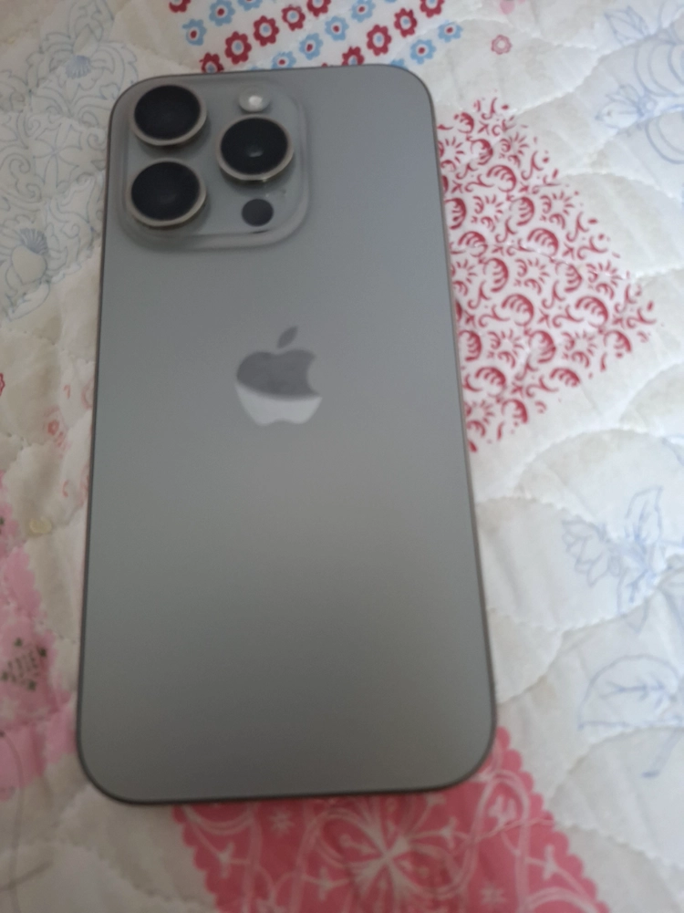 아이폰15프로256GB 이미지