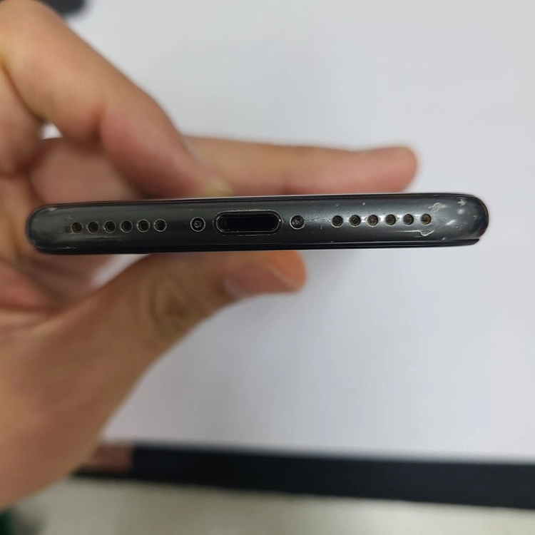 아이폰8 256GB 블랙 무잔상 배터리100% 기능정상 사진폰 134594 이미지