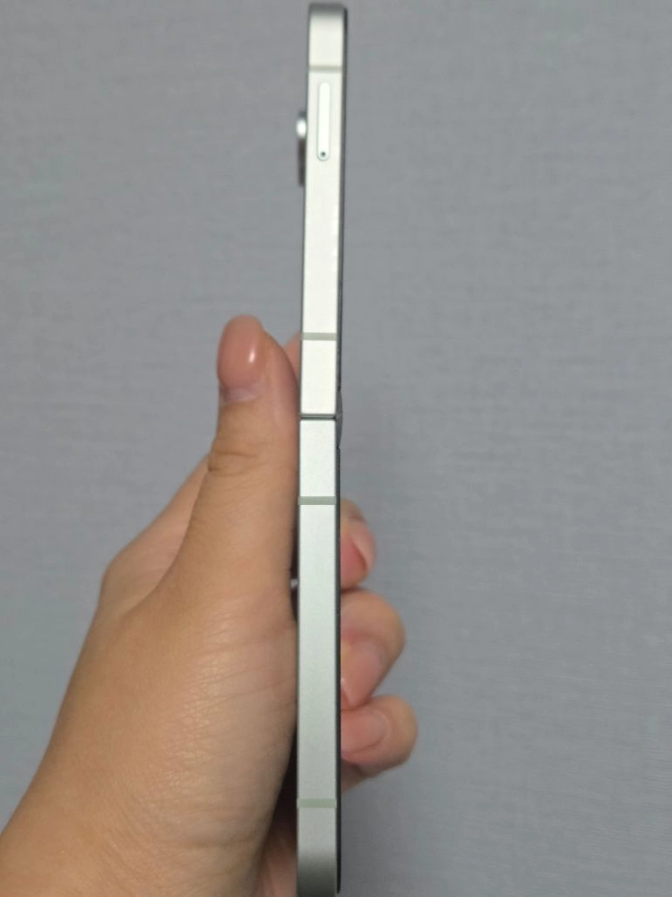갤럭시z플립6 S급 256g 서울플립6 인천플립6 강원플립6 대구플립6 파주플립6 일산플립6 전주플립6 익산플립6 이미지