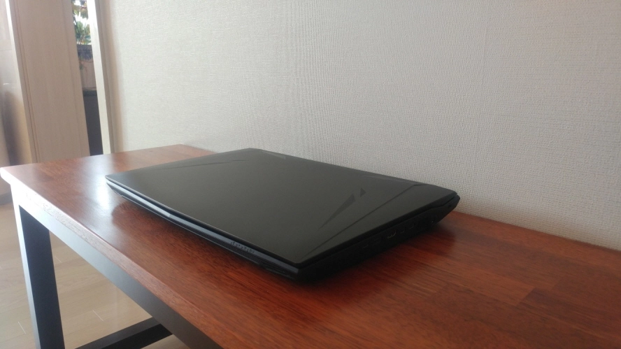 한성 EH6977 데스크탑급 고성능 게이밍 노트북/RTX2070/램32G 이미지