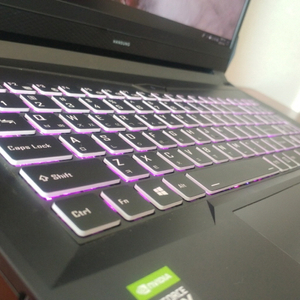 한성 EH6977 데스크탑급 고성능 게이밍 노트북/RTX2070/램32G 이미지