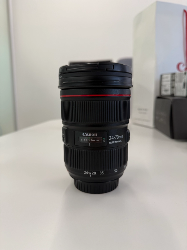 일괄, 개별)캐논 EOS R6 Mark II + EF 24-70mm F2.8 II USM(신계륵) + 추가구성품 이미지