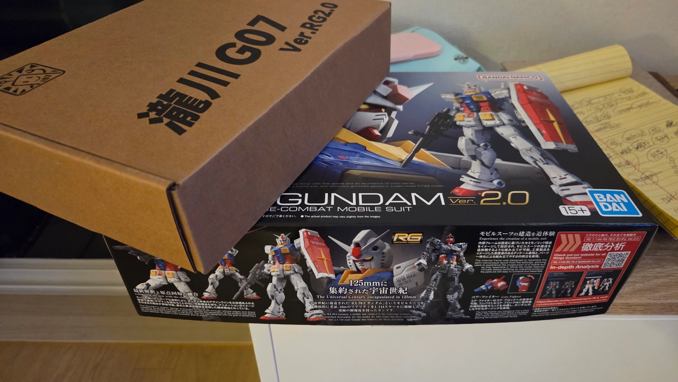rg 퍼스트 건담 2.0 + 습식데칼 (델피) + 7호기 변형키트 + 아크릴베이스 이미지