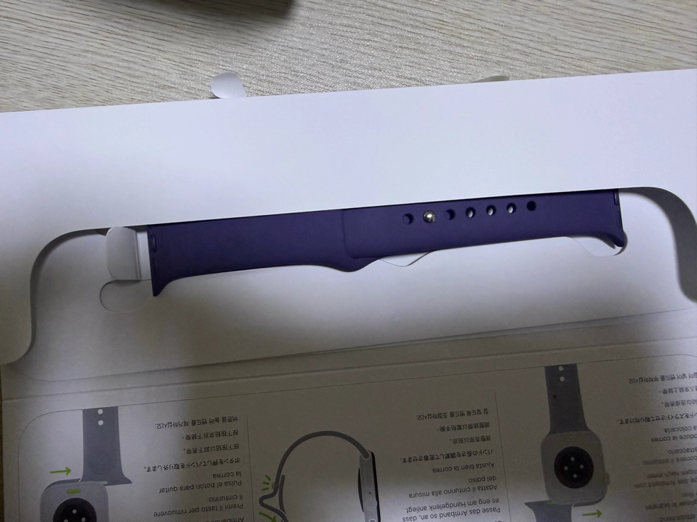 애플워치 11 wifi 42mm실버 판매합니다. 이미지