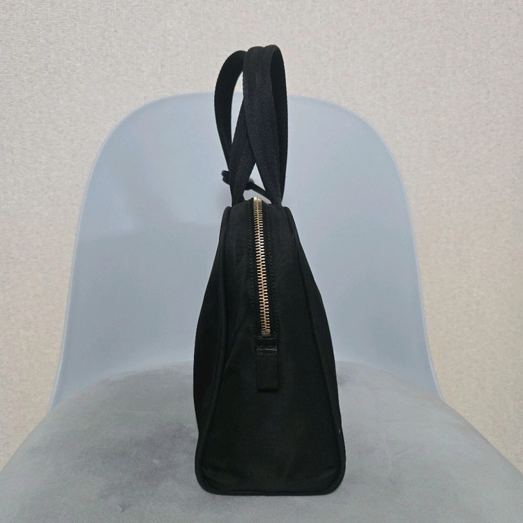 프라다(PRADA) 테수토 나일론 토트백 블랙 이미지