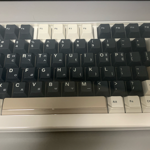 큐센 Q75 PBT 크림치즈축 이미지