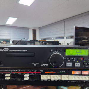 Numark MP102 Professional MP3 CDP (고장품) 이미지
