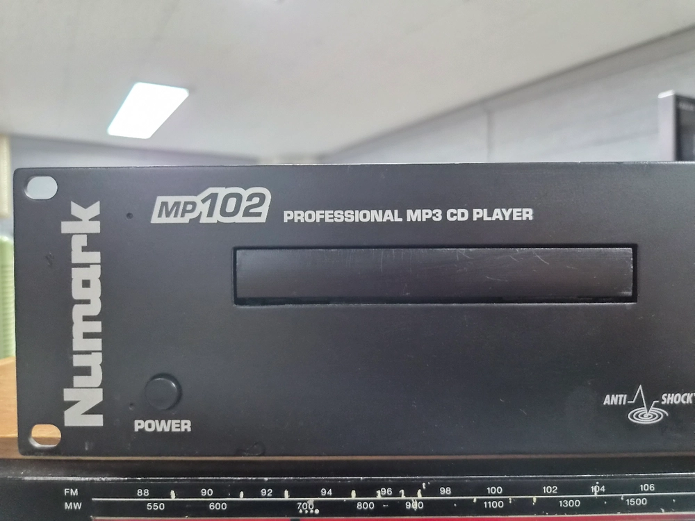 Numark MP102 Professional MP3 CDP (고장품) 이미지