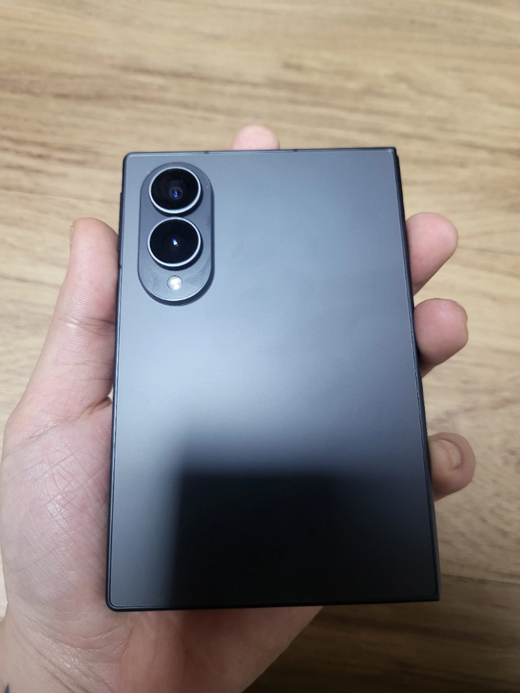 갤럭시 Z 폴드8 256GB 이미지