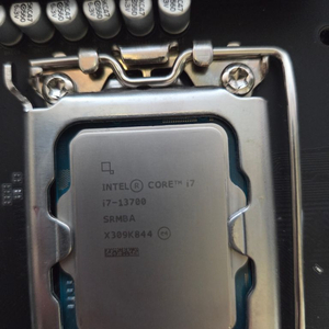 대구 경산 i7 13700(내장O) 팝니다 이미지
