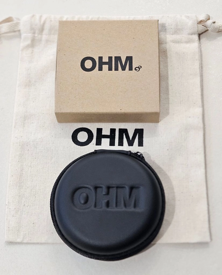 (타임세일 50%) OHM 옴비즈 팔찌 새상품 풀셋/사은품 글라스+ 휴대용 케이스 이미지