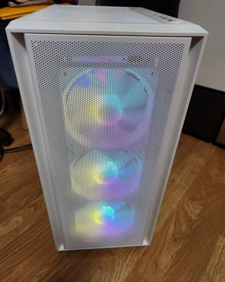 i7 12700F RTX5060Ti 32램 본체 컴퓨터 이미지
