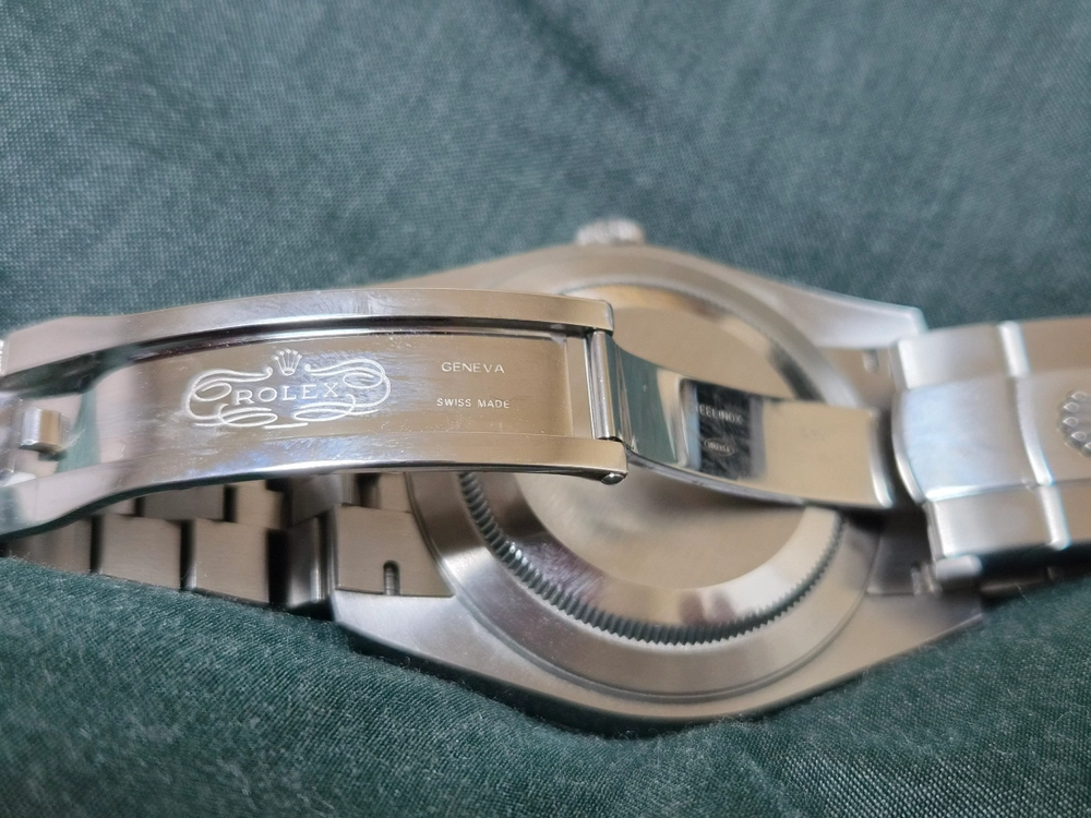 클린 롤렉스 데이저스트 41mm 검판 팝니다. 이미지
