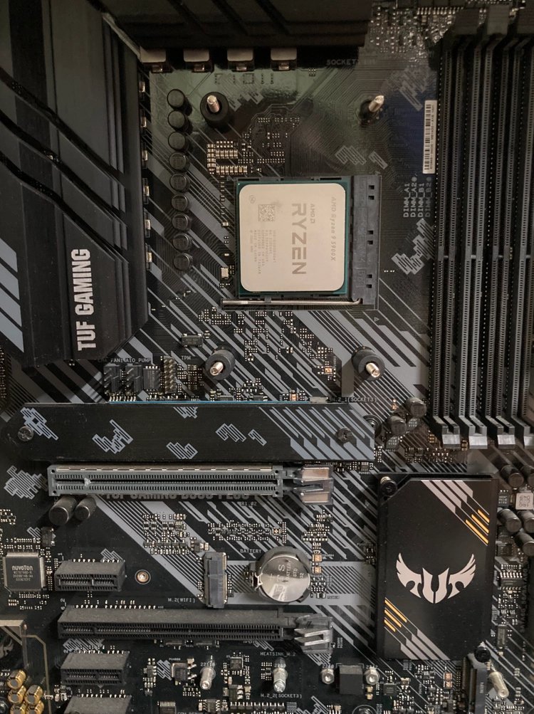 라이젠 5900x ASUS B550 TUF PLUS GAMING CPU 메인보드 이미지
