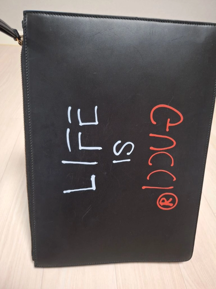 (정품) 구찌 고스트 라이프 이즈 레터링 클러치 433665 이미지