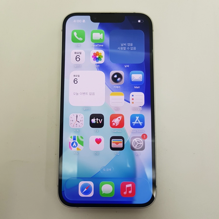 서울 아이폰 iPhone 16e 화이트 256기가 S급 팝니다. 이미지