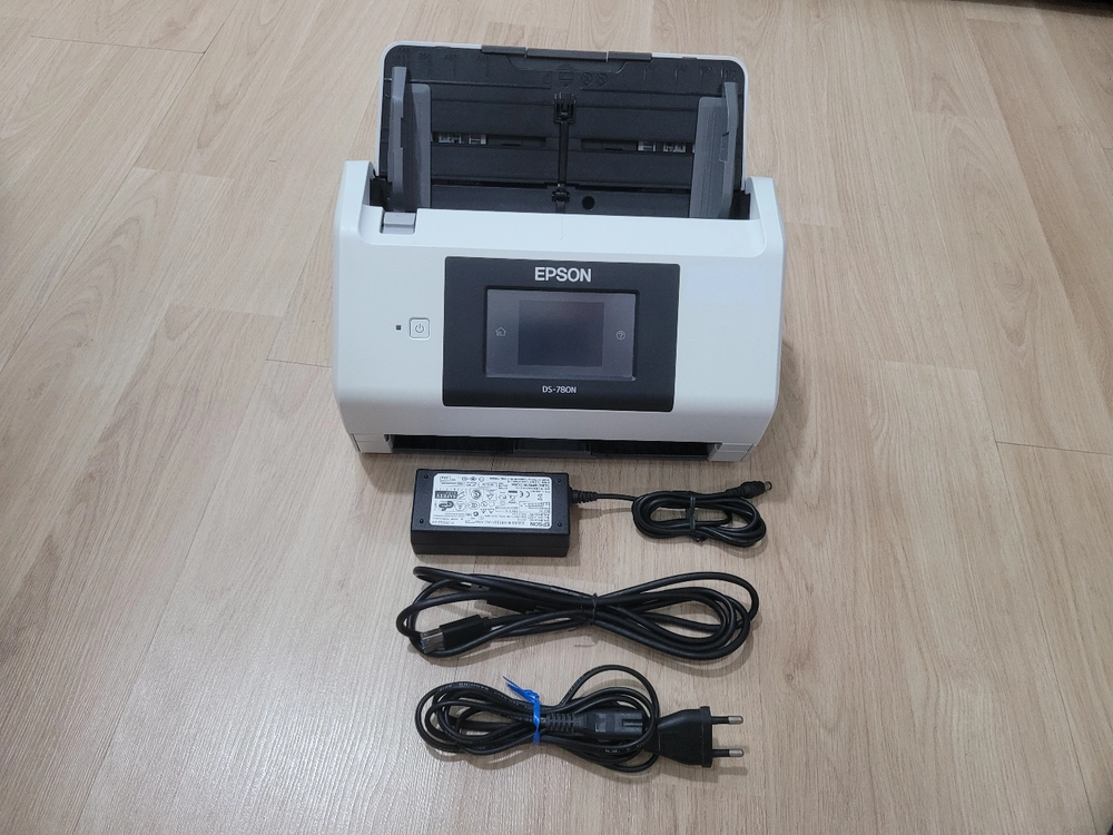 엡손 고속 스캐너 DS-780n 5회 스캔 제품 이미지