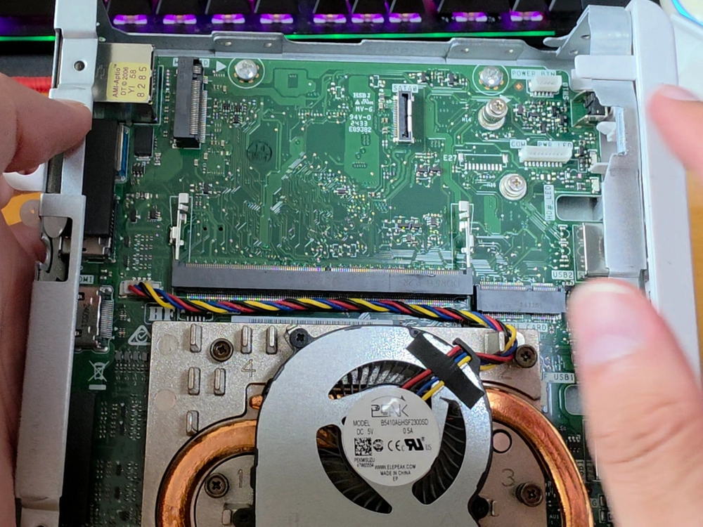 엡손 13세대 i3 DDR5 미니PC 이미지