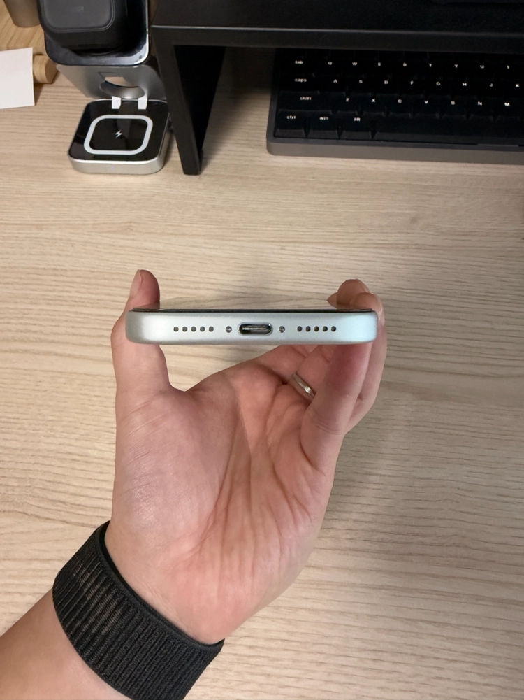 아이폰 17 Pro 256GB 실버 자급제 / 무기스 이미지