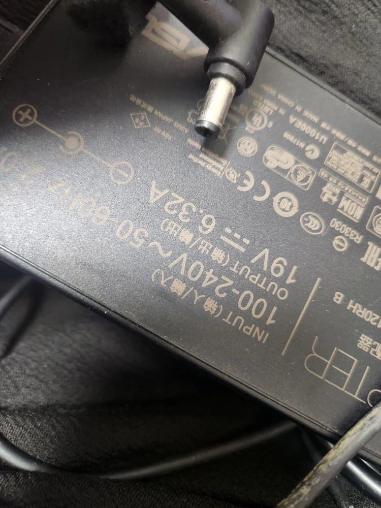 ausu 아수스 19v 120w 노트북 어댑터 노트북 충전기 이미지