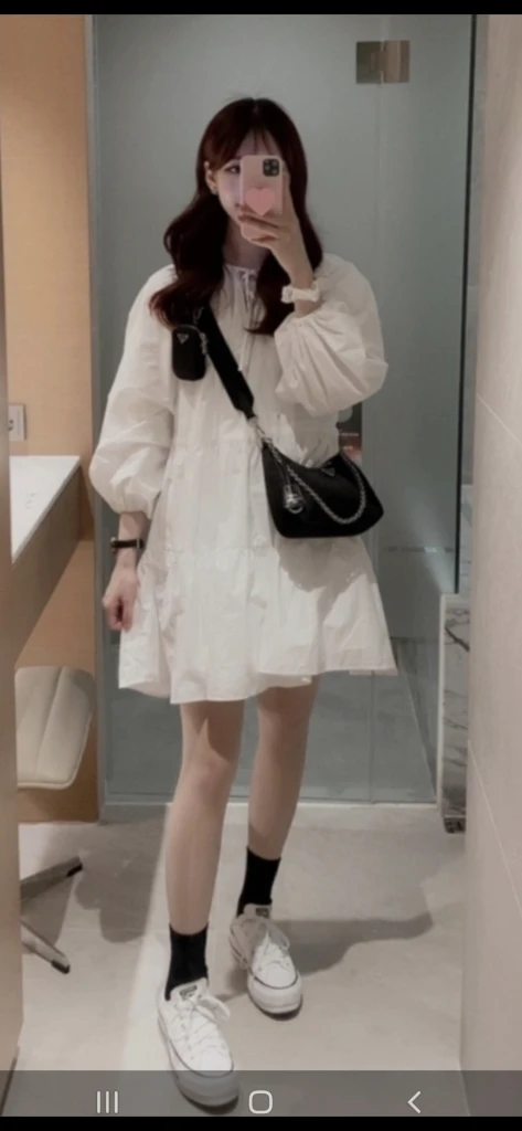 프라다 호보백/크로스백 리에디션 정품S급(감정O)구찌프라다루이비통디올고야드샤넬셀린느보테가생로랑발렌시아가버버리가방 이미지