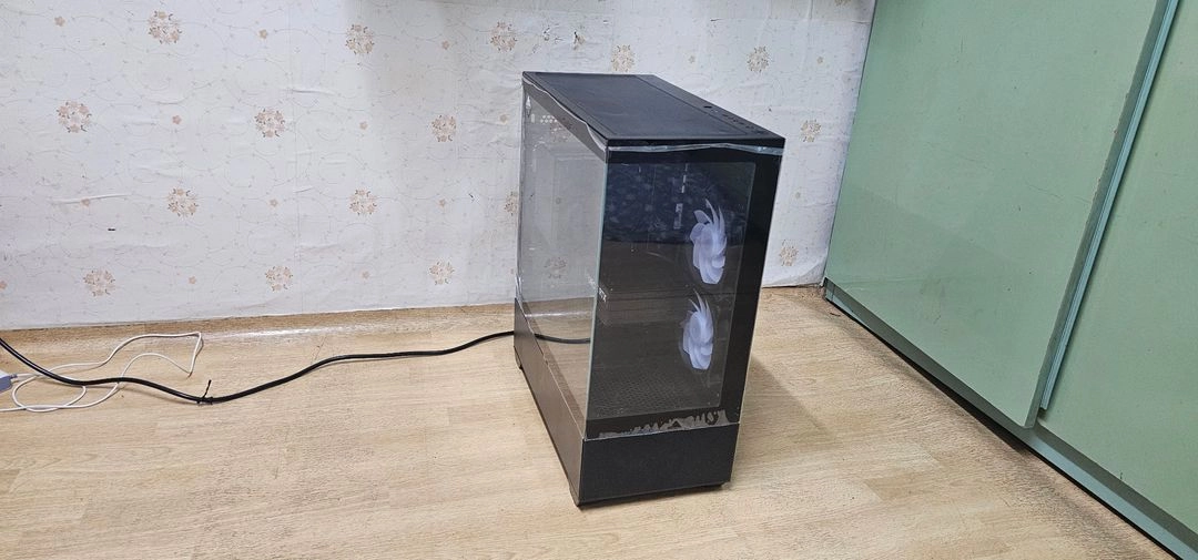 AMD 라이젠7 9800X3D 반본체 판매합니다 이미지