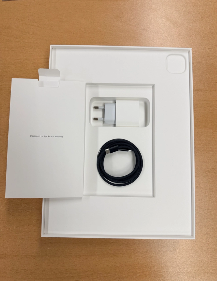 아이패드 프로 13인치 M5 1TB 와이파이 + 애플펜슬프로 이미지