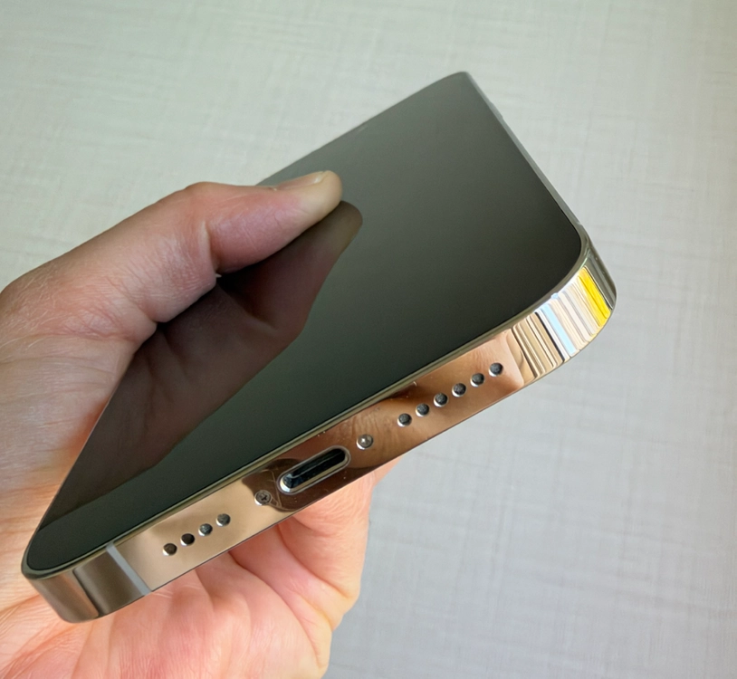 아이폰 14 프로맥스 512GB 실버 화이트 자급제폰 이미지