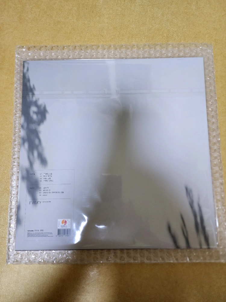 소수빈 LP EVERY 미개봉 새제품 엽서특전 2장 포함 이미지