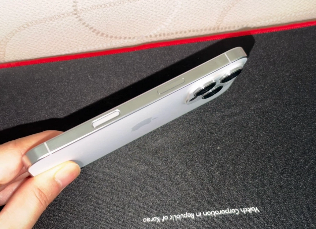 아이폰16 프로 128GB 이미지