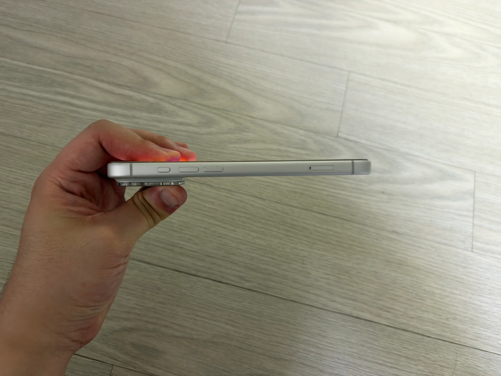 아이폰 17 프로맥스 256GB 실버 판매합니다. 이미지