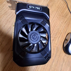 GTX 750 그래픽카드. 보조전원없음 이미지