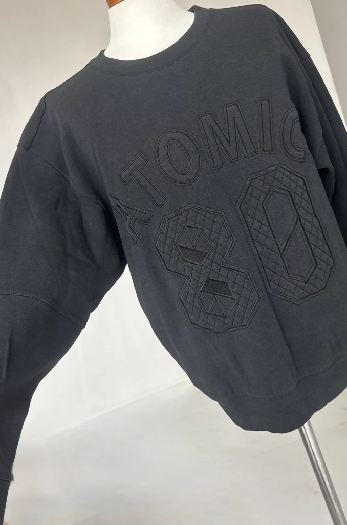 톰보이 블랙 ATOMIC 80 맨투맨 XL 이미지