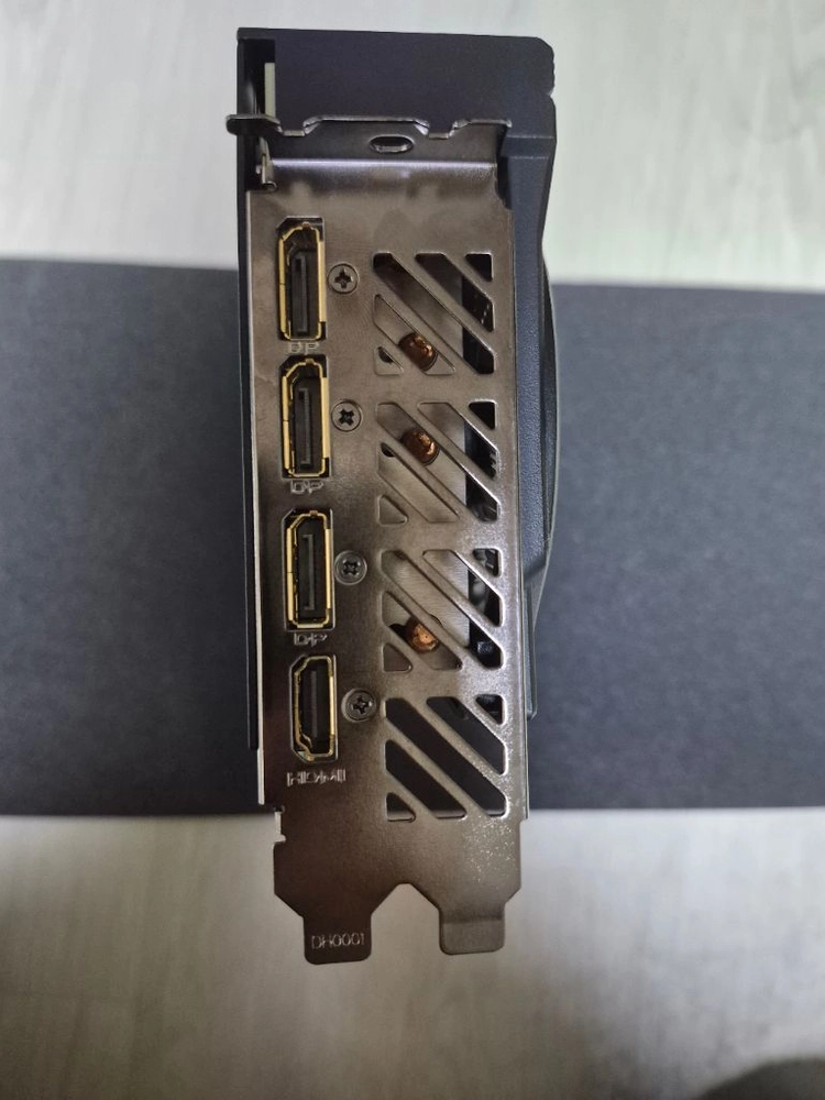 기가바이트 RTX 4070Ti eagle D6X 12G 컴퓨터 그래픽카드 이미지