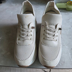 키높이 운동화 이미지