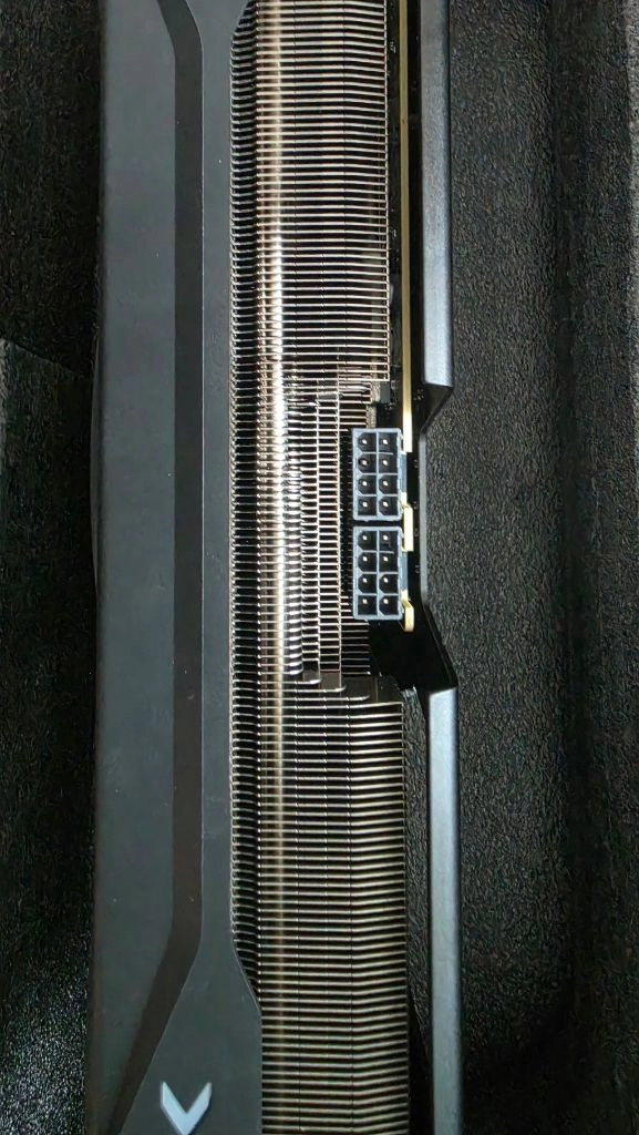 XFX RX 9070XT 그래픽카드 이미지