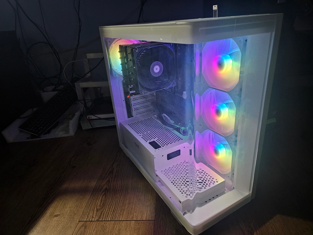 라이젠 9800X3D 조립컴퓨터 - 안심되는 중고거래