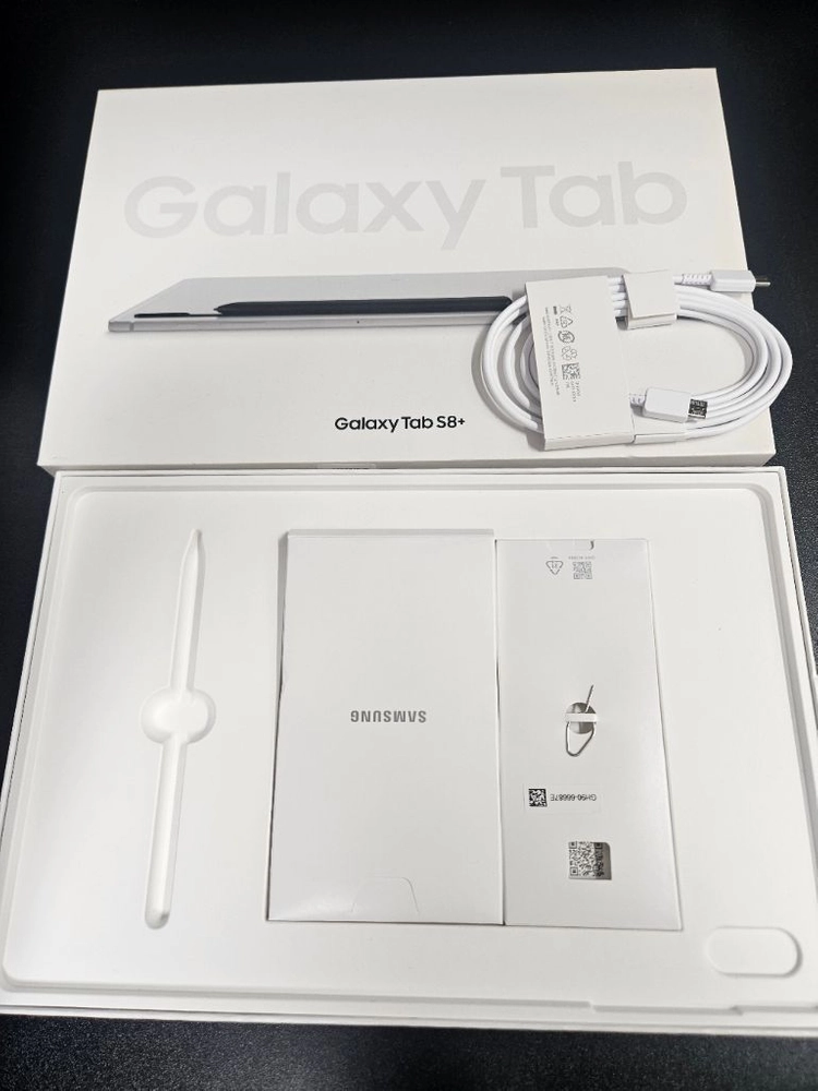 갤럭시탭s8+ 128gb + 정품키보드케이스 이미지