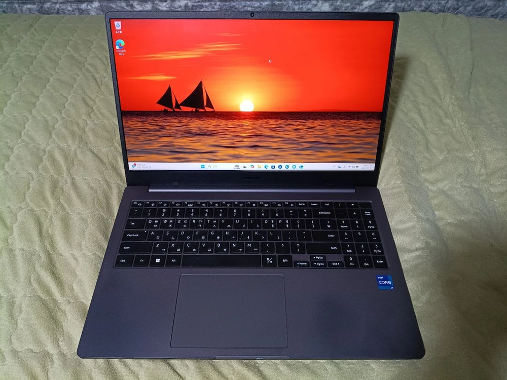 삼성 갤럭시북 NT550XED-K78AR. 12세대i7 이미지