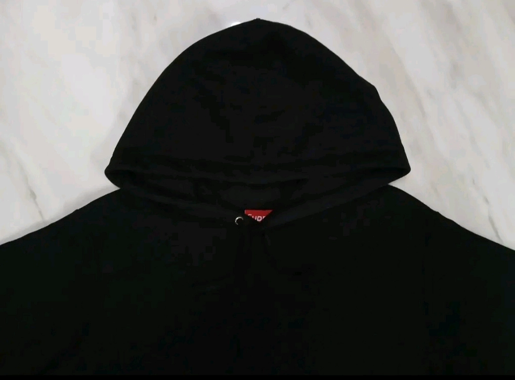[파격가 남여공용 M] 슈프림 블랙 자수로고 후드티 발망 아미리 디스퀘어드2 크롬하츠 한섬 타임 시스템 아미 폴로 이미지