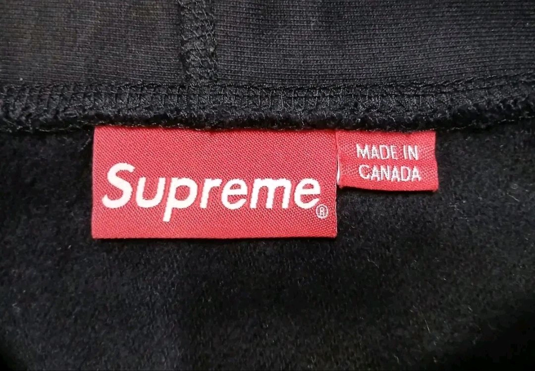 [파격가 남여공용 M] 슈프림 블랙 자수로고 후드티 발망 아미리 디스퀘어드2 크롬하츠 한섬 타임 시스템 아미 폴로 이미지