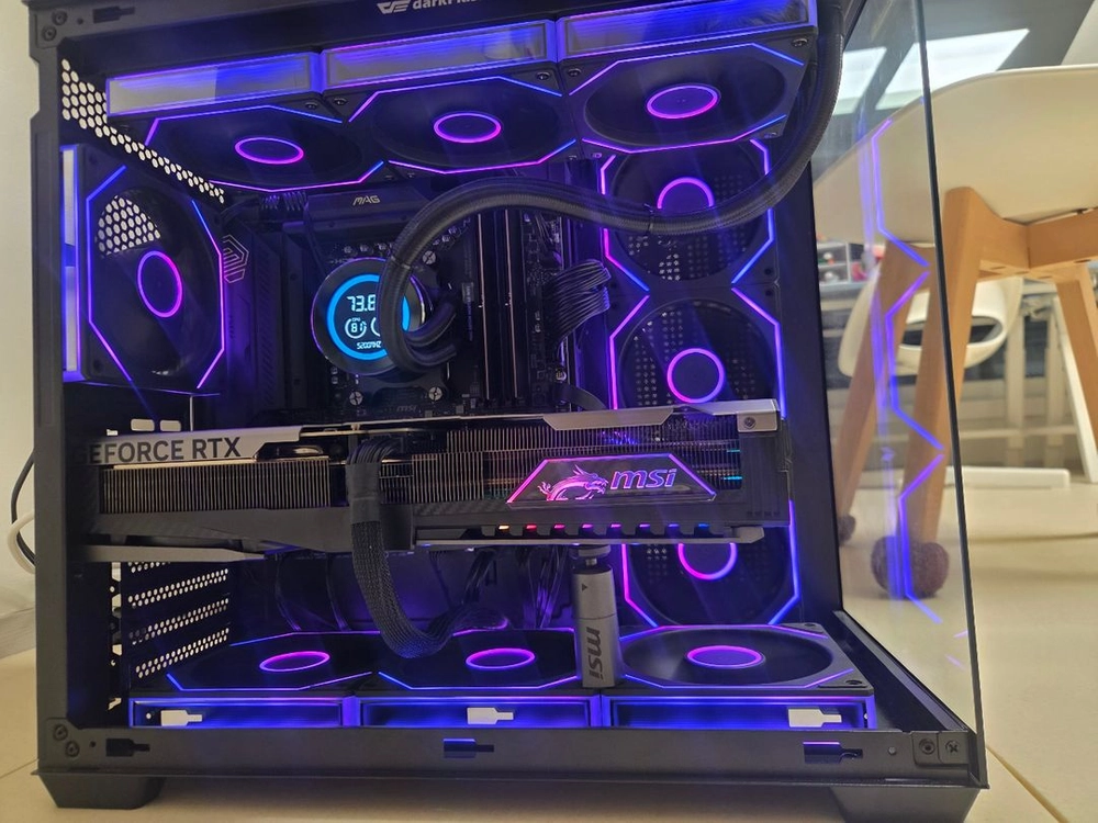 9800x3d, b850m wifi, P41 1tb, rtx 5080 뱅가드 초고사양 본체 이미지