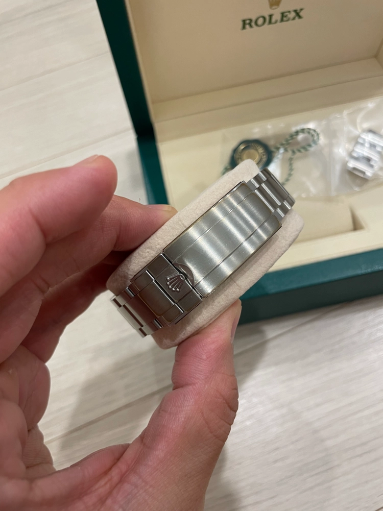 롤렉스 서브마리너 블랙 데이트 이미지