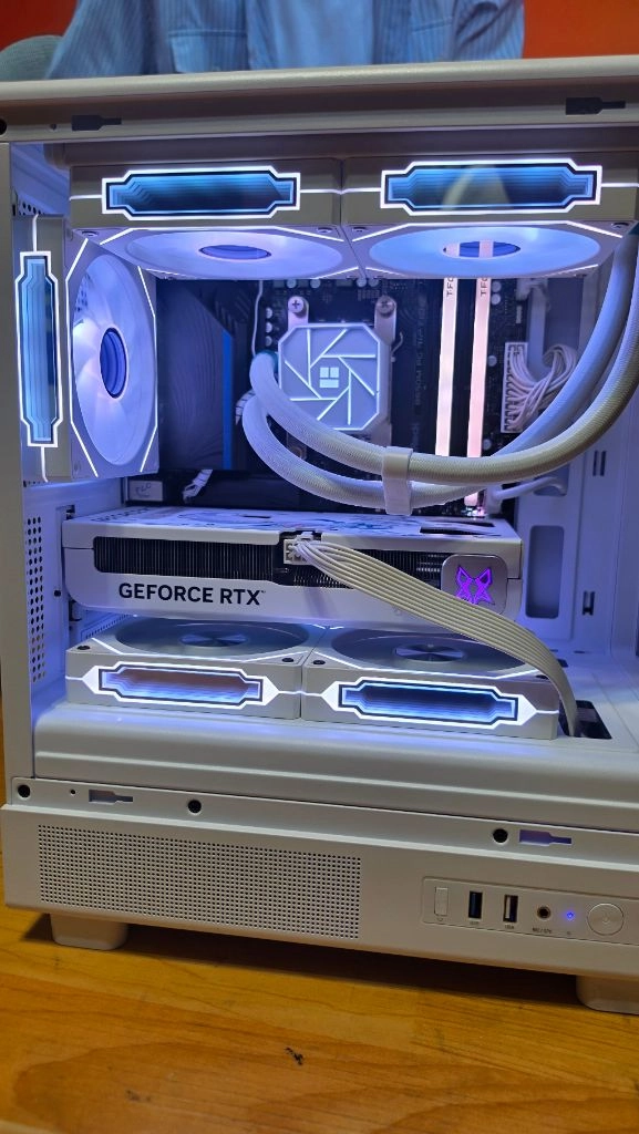 라이젠 9600x rtx5060ti 컴퓨터 본체 이미지
