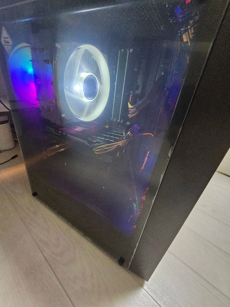 i7-8700 GTX1660 SUPER 게이밍 컴퓨터 RAM 16GB 50만원 이미지