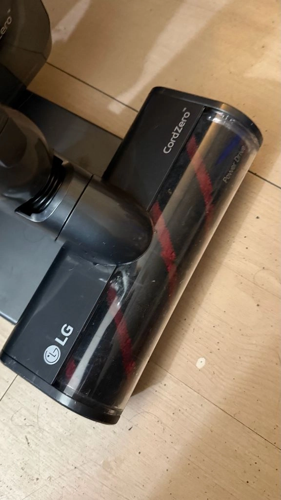 LG P9 무선청소기 깨끗 물걸레포함 배터리2개 이미지