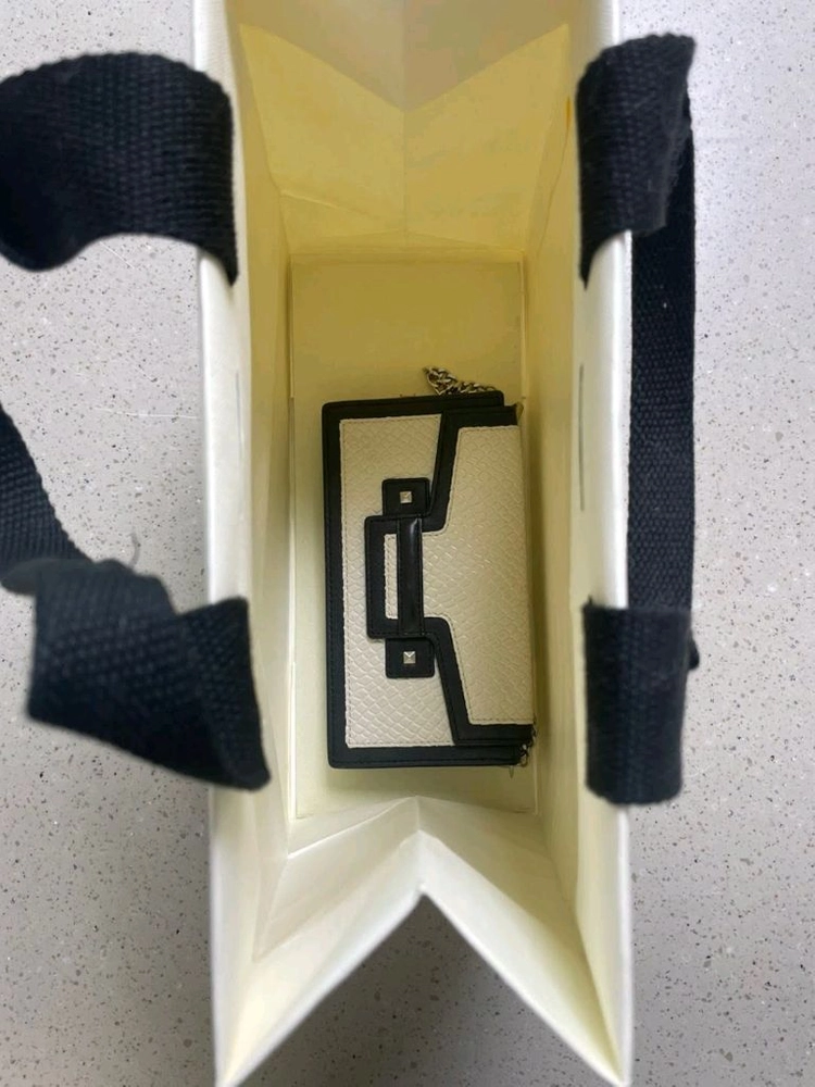 덱케 레슬리 장지갑 /클러치 이미지