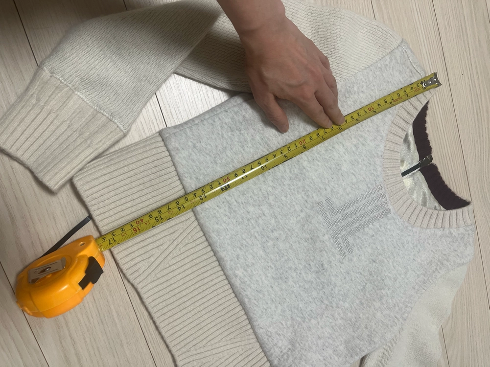 랑방 블랑 xs 아이보리 로고니트 이미지