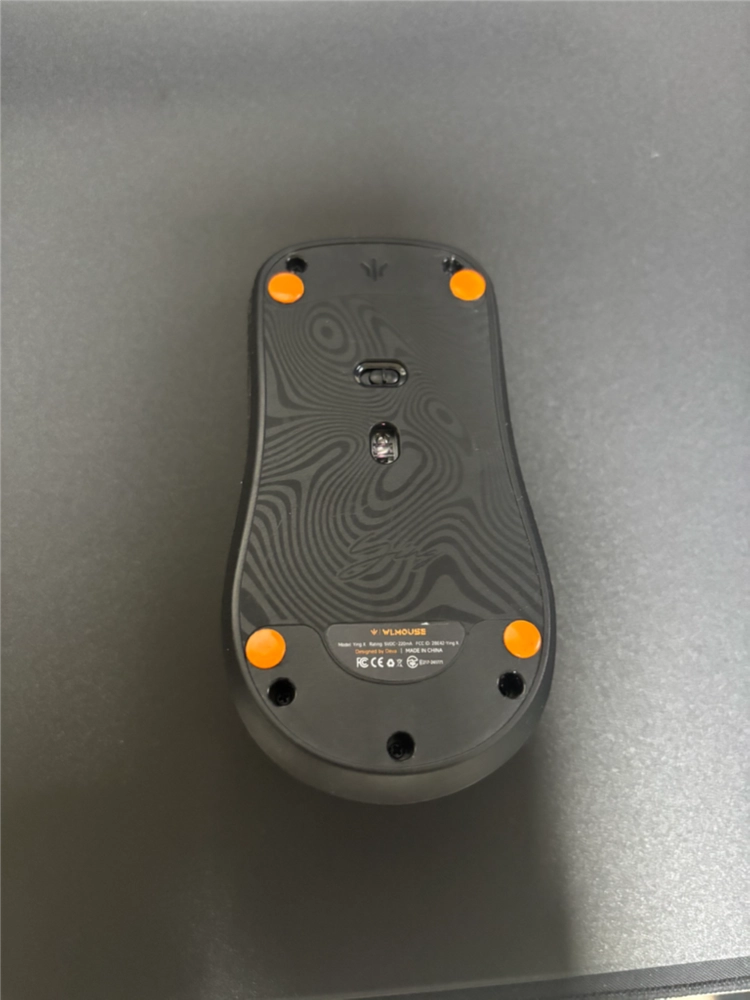 wlmouse Ying 풀카본 이미지